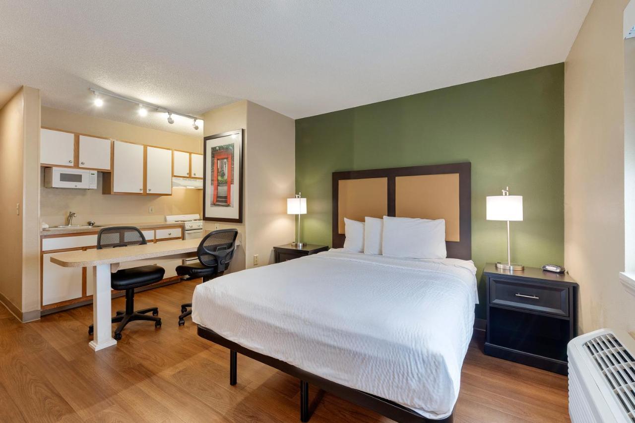 Extended Stay America Select Suites - Charlotte - Tyvola Rd - Executive Park Εξωτερικό φωτογραφία
