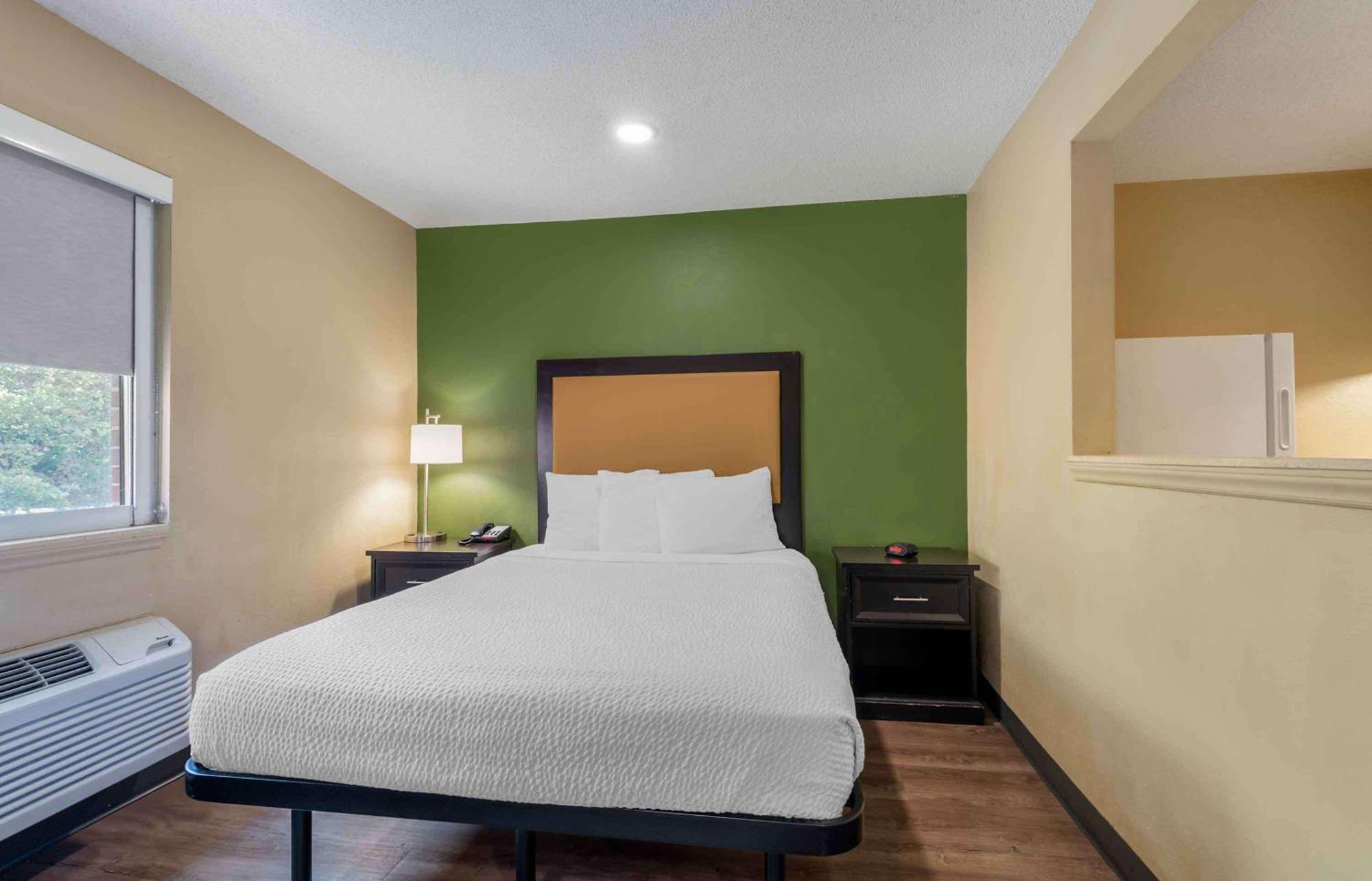 Extended Stay America Select Suites - Charlotte - Tyvola Rd - Executive Park Εξωτερικό φωτογραφία