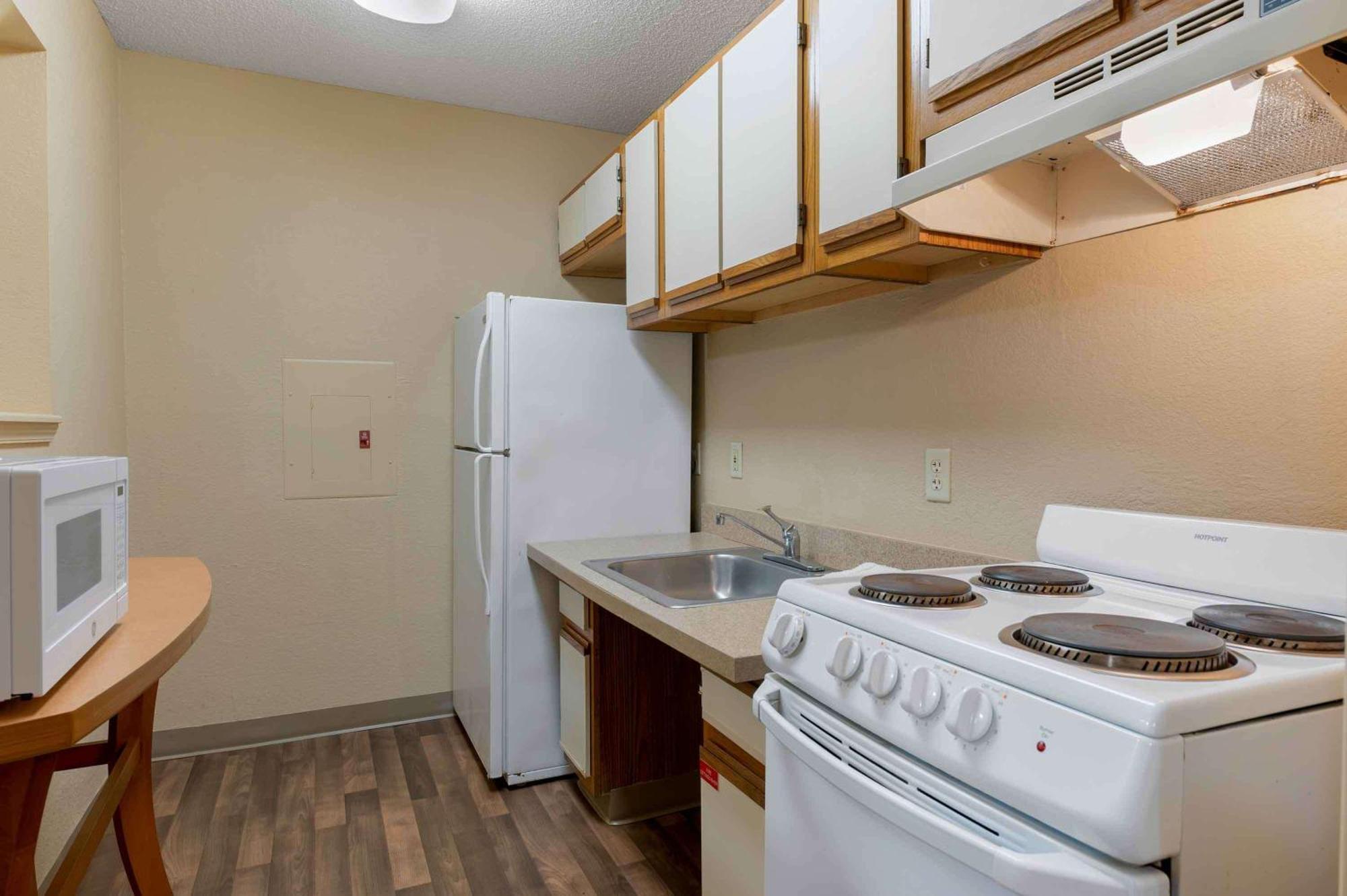 Extended Stay America Select Suites - Charlotte - Tyvola Rd - Executive Park Εξωτερικό φωτογραφία