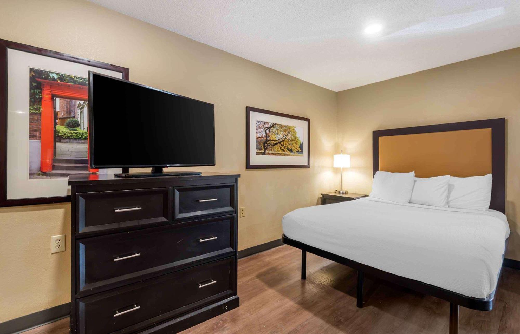 Extended Stay America Select Suites - Charlotte - Tyvola Rd - Executive Park Εξωτερικό φωτογραφία