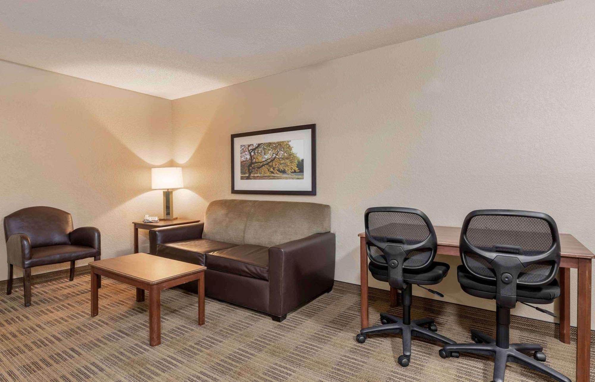 Extended Stay America Select Suites - Charlotte - Tyvola Rd - Executive Park Εξωτερικό φωτογραφία